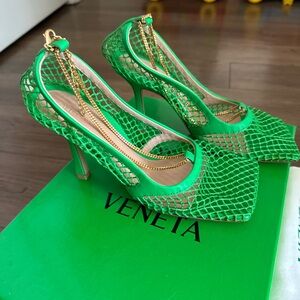 Bottega Veneta Vibrant Green Mesh Pumps